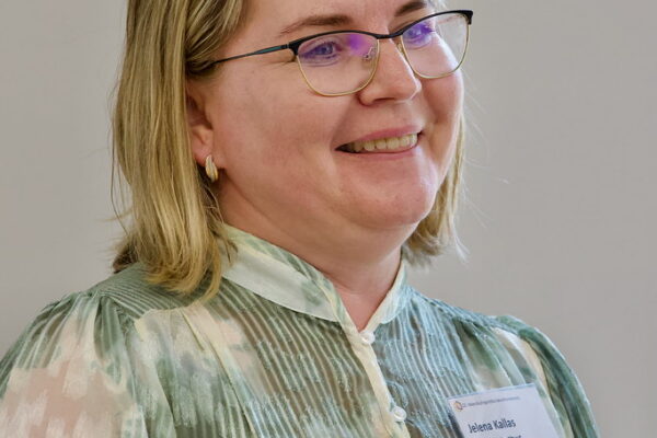 4n9a2573_54493617173_l