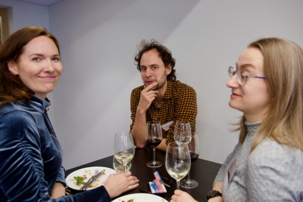 4n9a2734_54493695855_l