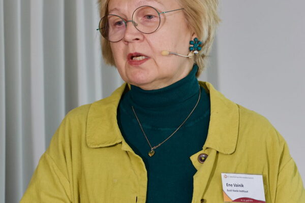 4n9a3128_54493351431_l